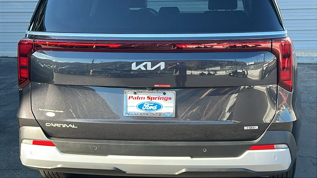 Kia Carnival photo 6