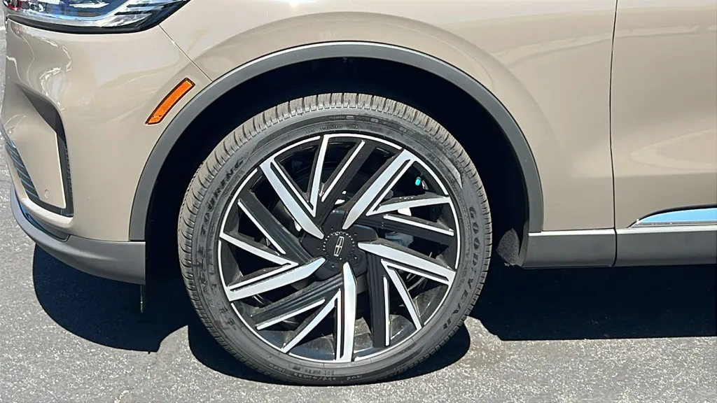 Lincoln Aviator photo 8
