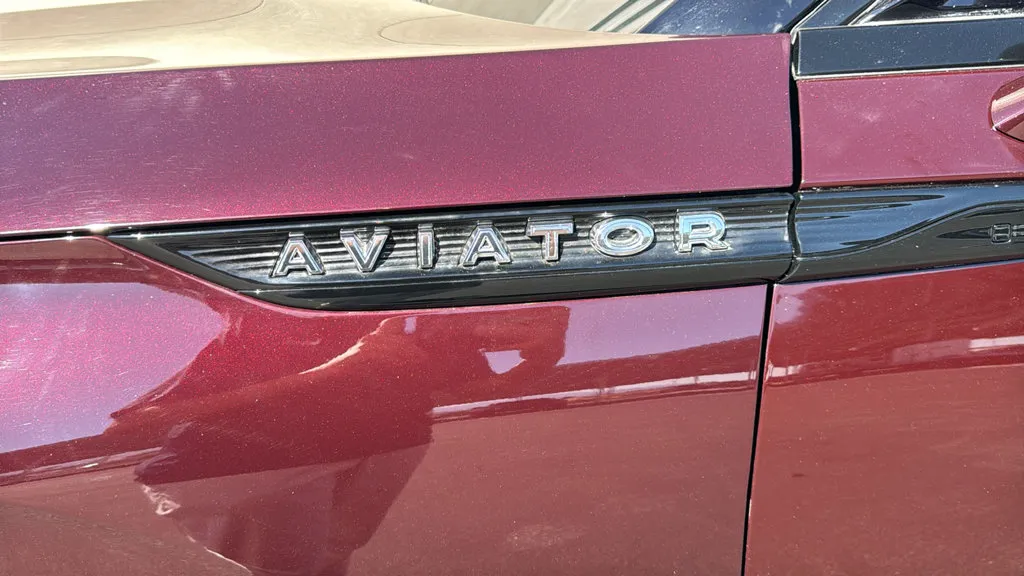 Lincoln Aviator photo 7