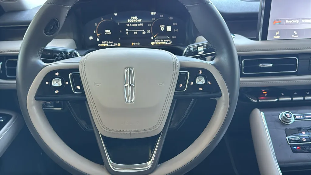 Lincoln Aviator photo 11