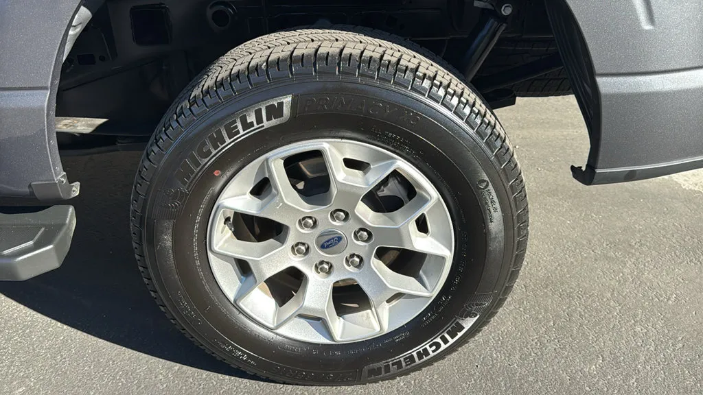 Ford F-150 photo 10
