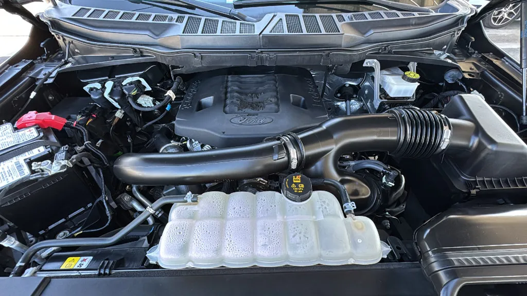 Ford F-150 photo 26