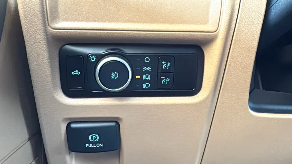 Ford F-150 photo 18