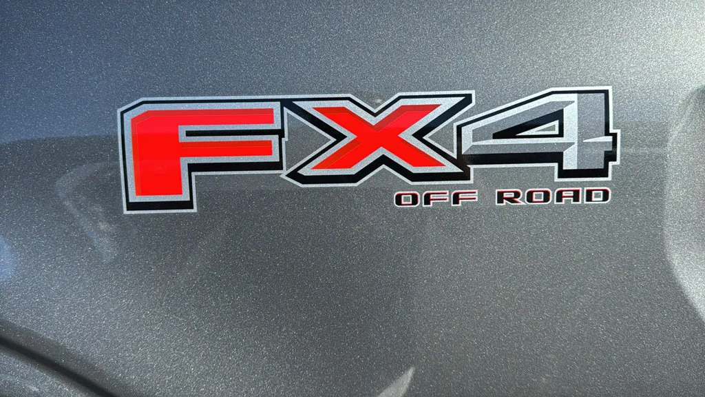 Ford F-150 photo 8