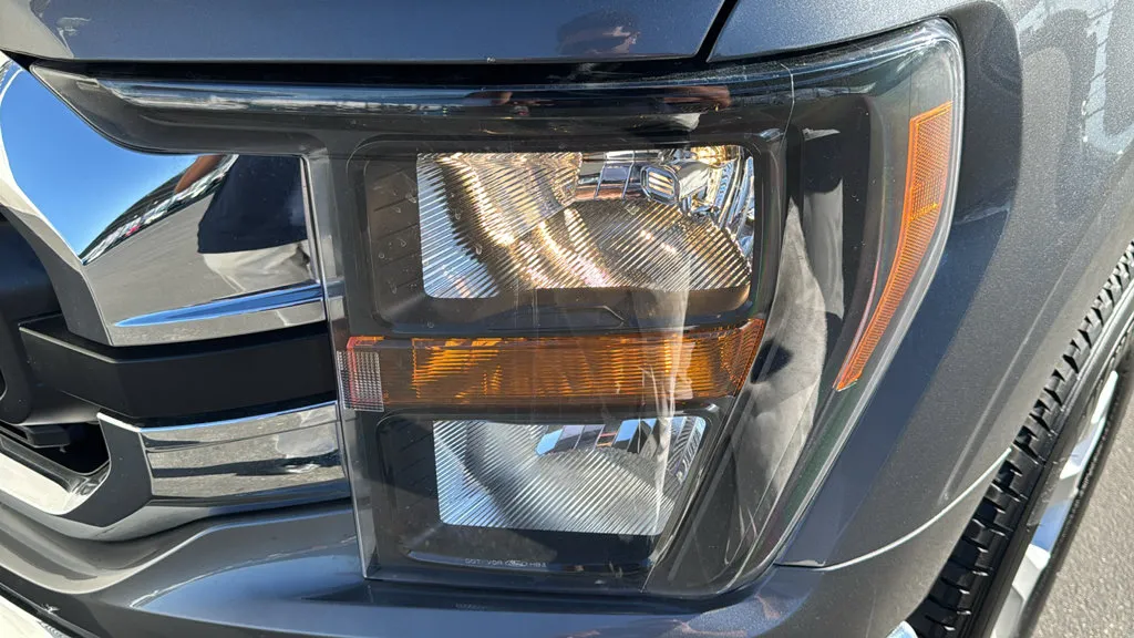 Ford F-150 photo 6