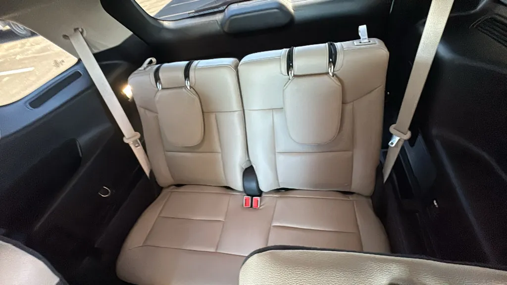 Ford Explorer photo 24