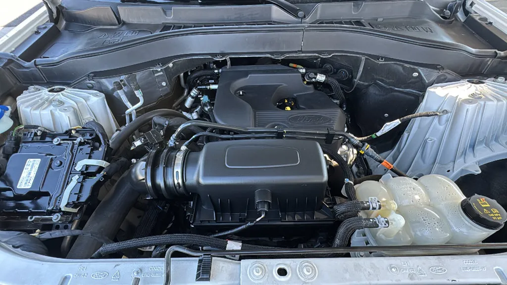 Ford Explorer photo 26