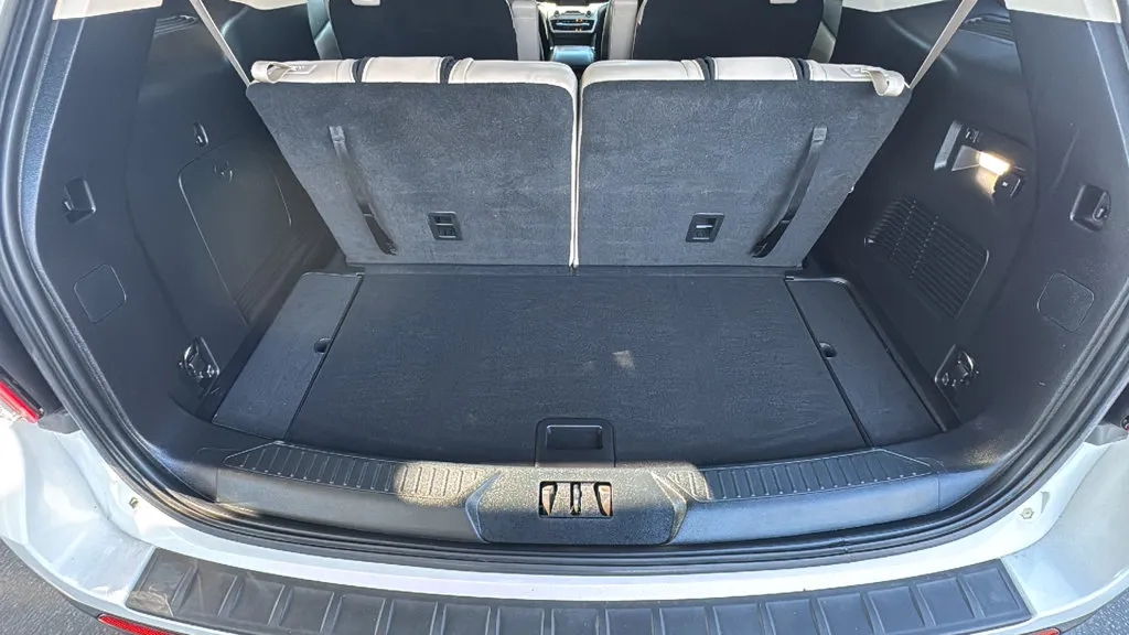 Ford Explorer photo 25