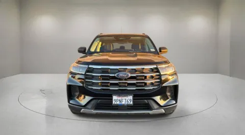 Photos of 2025 Ford Explorer Active for sale in Indio, CA at Fiesta Ford, Inc.