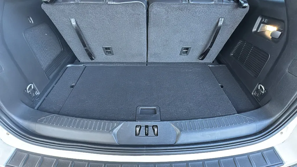 Ford Explorer photo 26