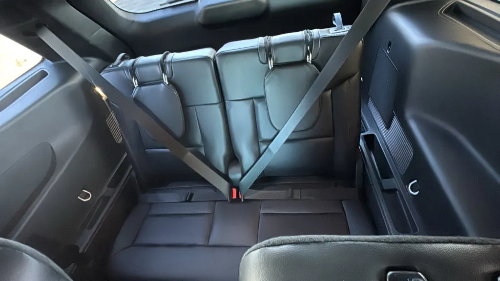 Ford Explorer photo 25