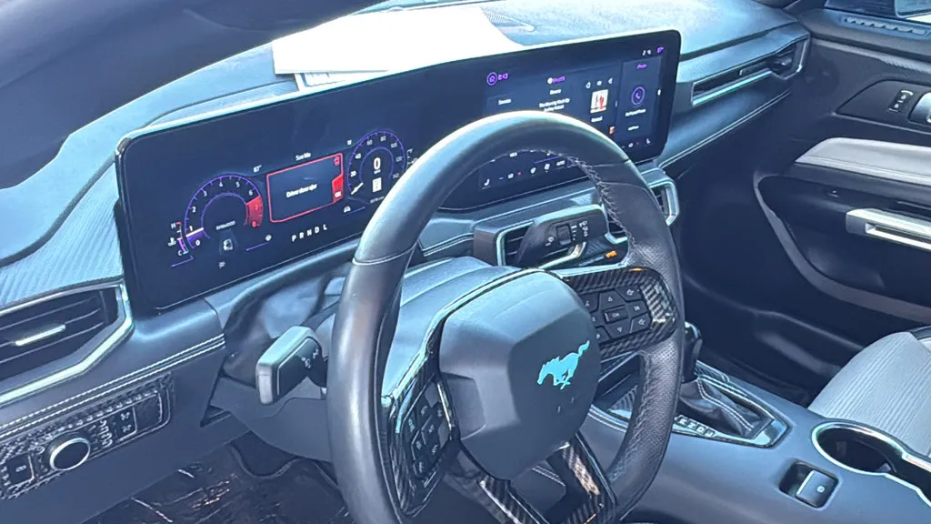 Ford Mustang photo 21