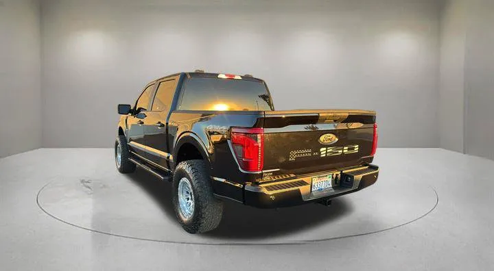 Ford F-150 photo 4