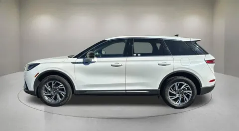 More photos of 2024 Lincoln Corsair Premiere at Fiesta Ford, Inc., CA