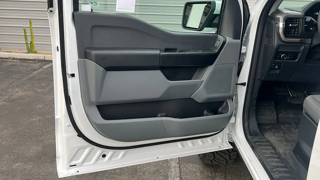 Ford F-150 photo 10