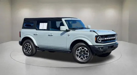 Gray 2023 Ford Bronco Outer Banks for sale in Indio, CA