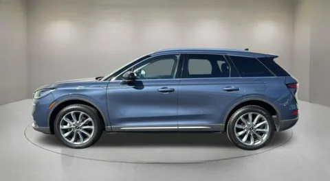 More photos of 2022 Lincoln Corsair Standard at Fiesta Ford, Inc., CA