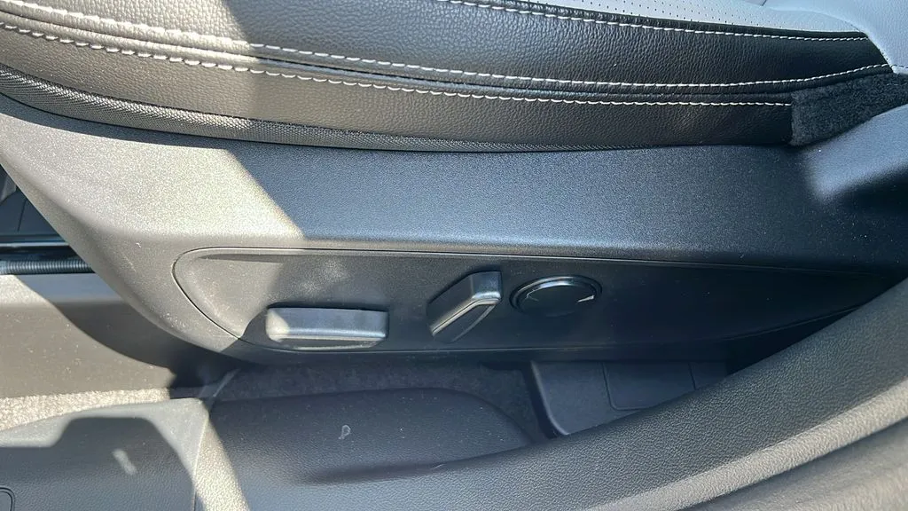 Ford Escape photo 20