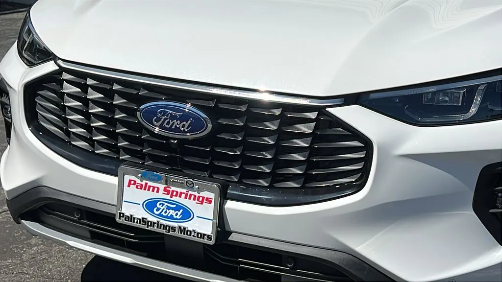 Ford Escape photo 5