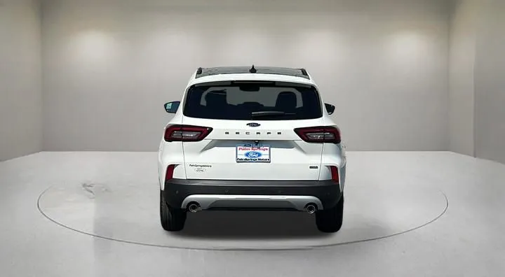 Ford Escape photo 7