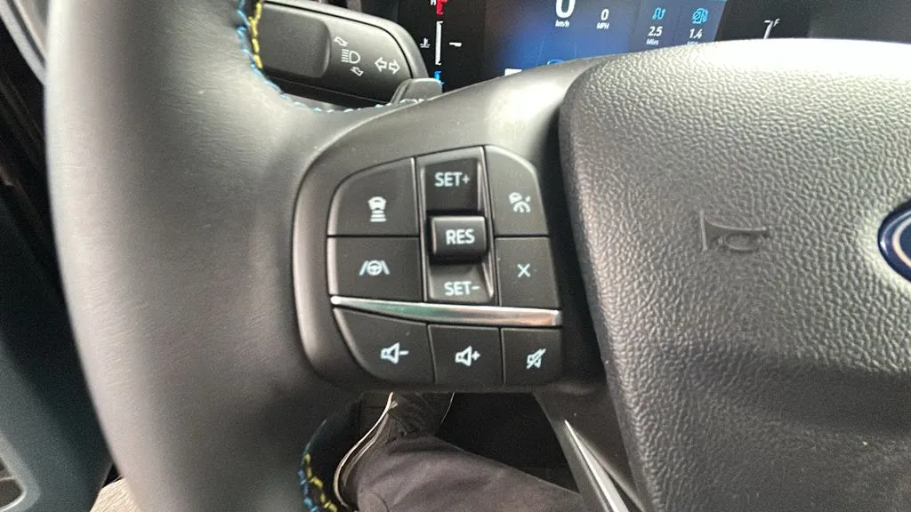 Ford Maverick photo 19