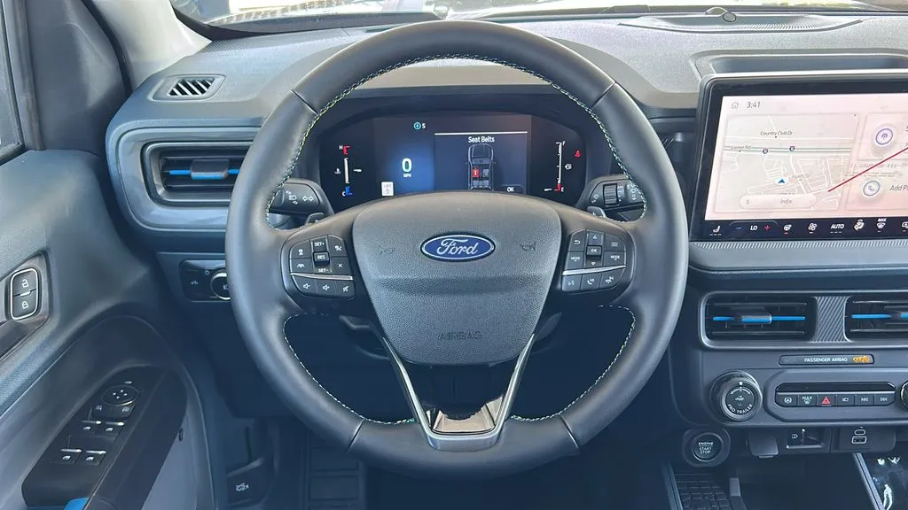 Ford Maverick photo 11