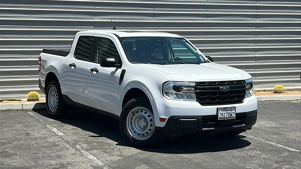 White 2022 Ford Maverick XL for sale in Indio, CA