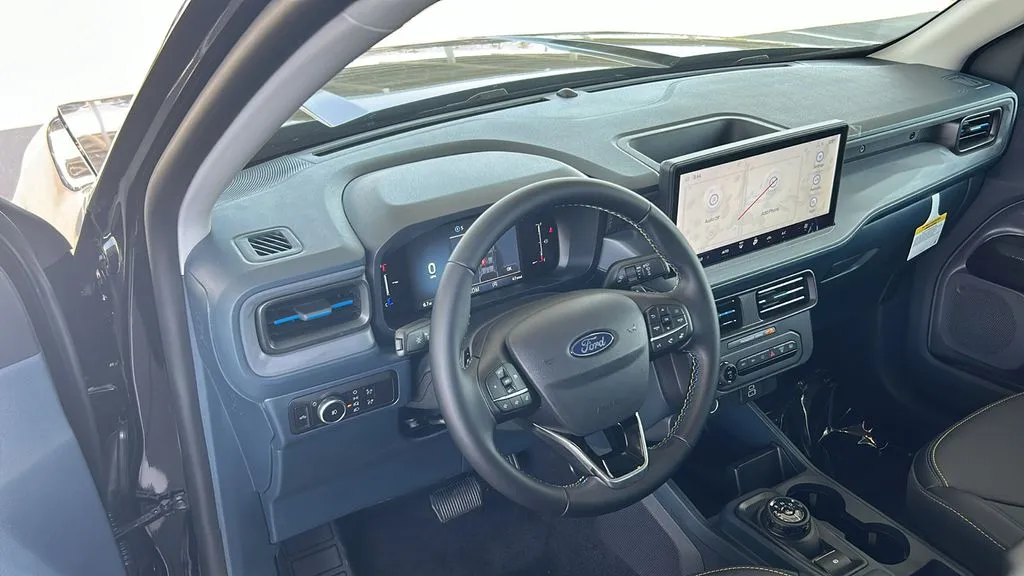Ford Maverick photo 15