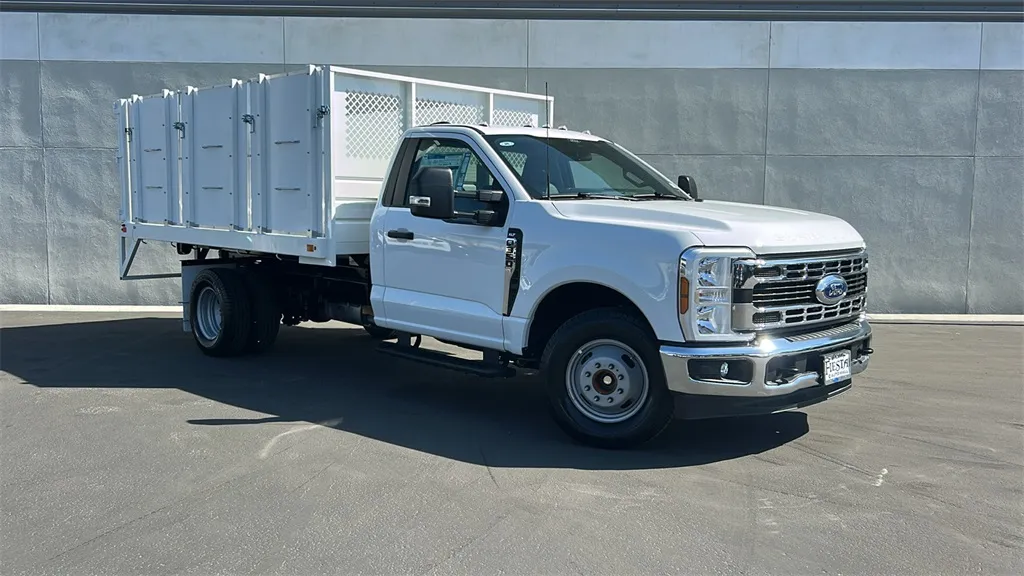 White 2025 Ford F-350SD XLT for sale in Indio, CA