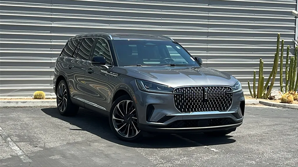 Gray 2025 Lincoln Aviator Reserve for sale in Indio, CA