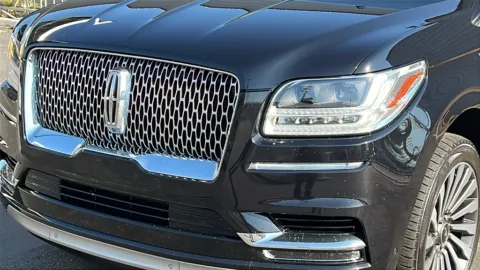 More photos of 2021 Lincoln Navigator L Reserve at Fiesta Ford, Inc., CA