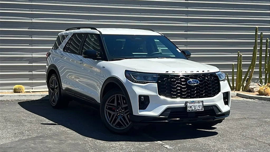 White 2025 Ford Explorer ST-Line for sale in Indio, CA