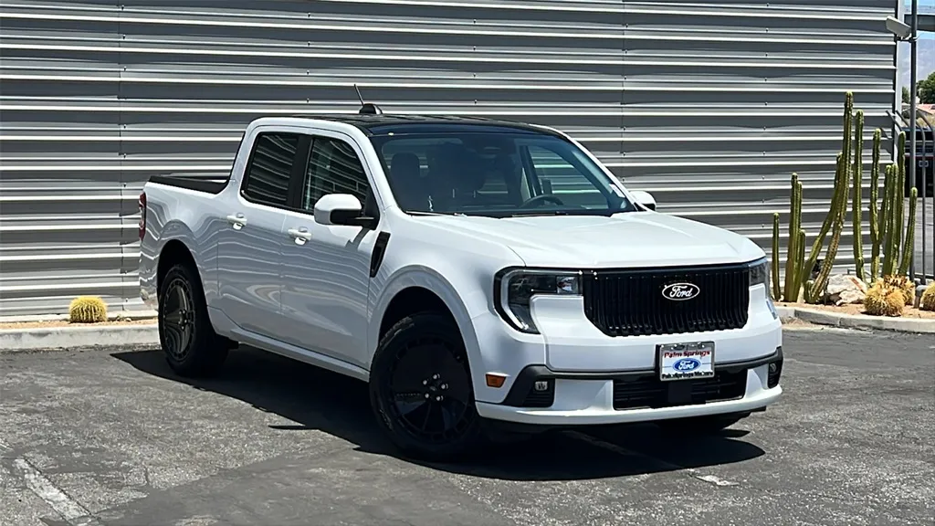 White 2025 Ford Maverick Lobo for sale in Indio, CA