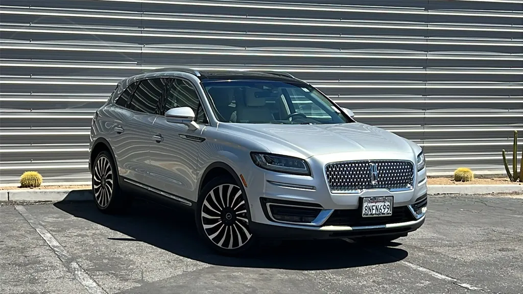 Silver 2019 Lincoln Nautilus Black Label for sale in Indio, CA