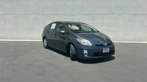 Gray 2011 Toyota Prius Five for sale in Indio, CA
