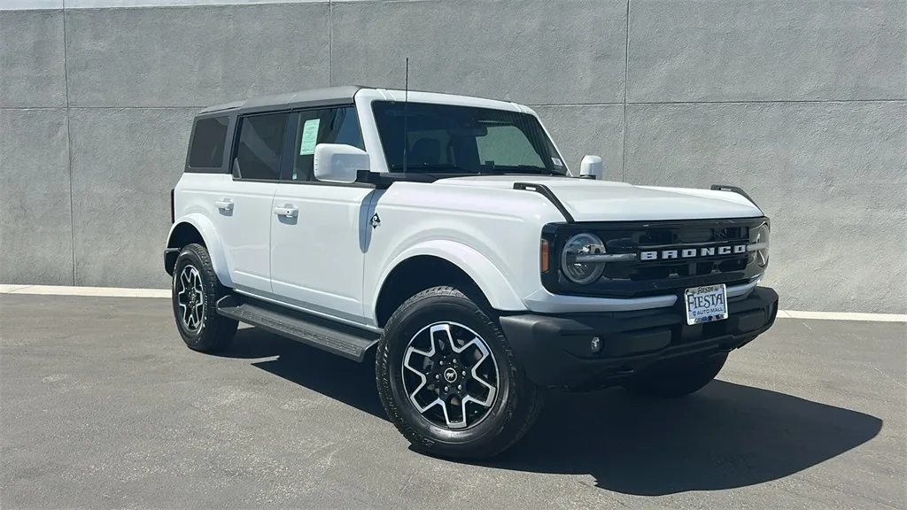 2025 Ford Bronco Outer Banks for sale in Indio, CA