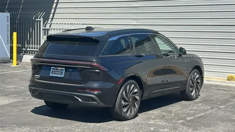 More photos of 2025 Lincoln Nautilus Black Label at Fiesta Ford, Inc., CA