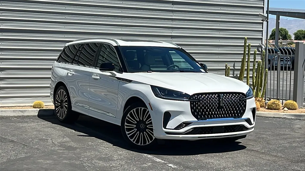 White 2025 Lincoln Aviator Black Label for sale in Indio, CA