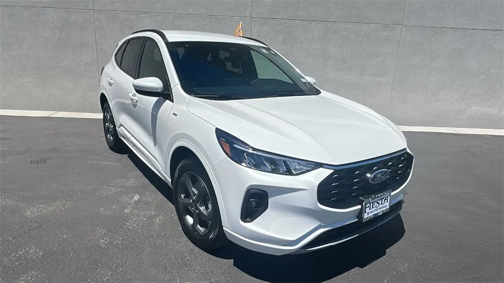 White 2023 Ford Escape ST-Line Select for sale in Indio, CA