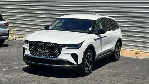 Photos of 2025 Lincoln Nautilus Premiere for sale in Indio, CA at Fiesta Ford, Inc.