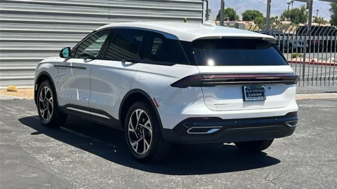 More photos of 2025 Lincoln Nautilus Premiere at Fiesta Ford, Inc., CA