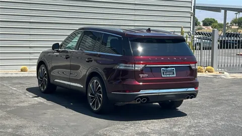 More photos of 2020 Lincoln Aviator Reserve at Fiesta Ford, Inc., CA