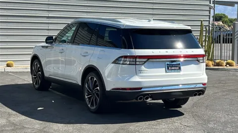 More photos of 2022 Lincoln Aviator Reserve at Fiesta Ford, Inc., CA