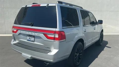 More photos of 2016 Lincoln Navigator Select at Fiesta Ford, Inc., CA