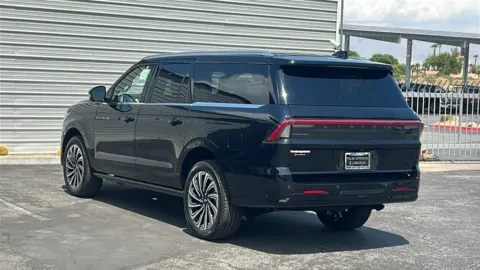 More photos of 2025 Lincoln Navigator L Black Label at Fiesta Ford, Inc., CA