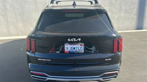 More photos of 2023 Kia Sorento Plug-In Hybrid SX Prestige at Fiesta Ford, Inc., CA