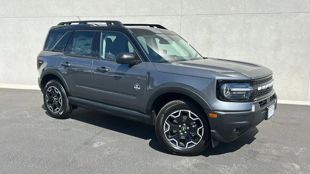 Gray 2025 Ford Bronco Sport Outer Banks for sale in Indio, CA
