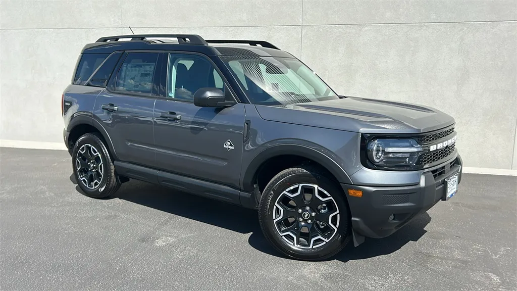 Gray 2025 Ford Bronco Sport Outer Banks for sale in Indio, CA
