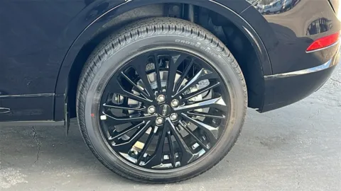 More photos of 2025 Lincoln Corsair Reserve at Fiesta Ford, Inc., CA