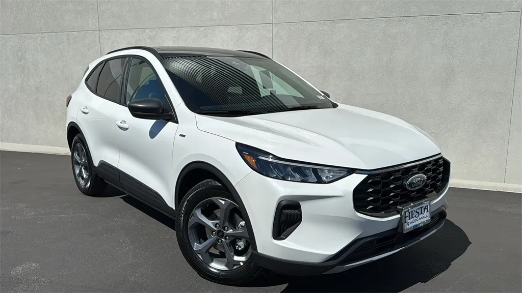 White 2025 Ford Escape Hybrid ST-Line for sale in Indio, CA